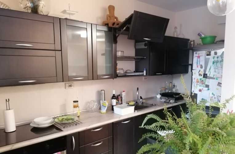 Дава се под наем Двустаен апартамент в Пловдив, Южен - 60 кв.м за 255 € - Снимка #1