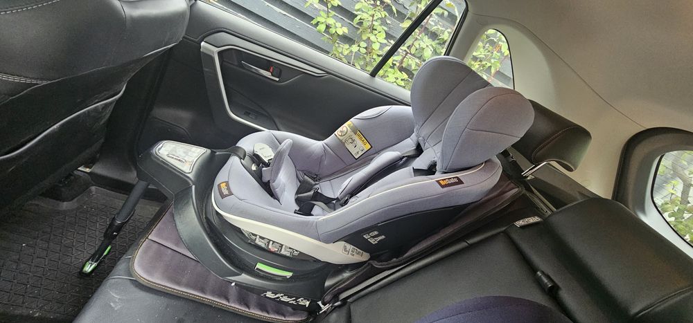 Scaun auto rotativ BeSafe iZi Twist B i-Size