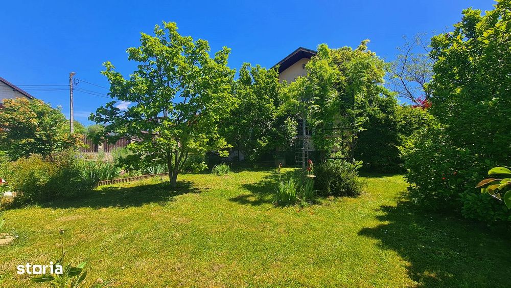 Casă de vânzare în Curtea de Argeș.