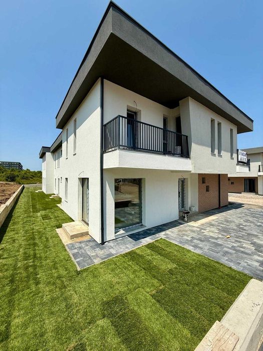 Casa de vanzare - str. Urusagului, Floresti