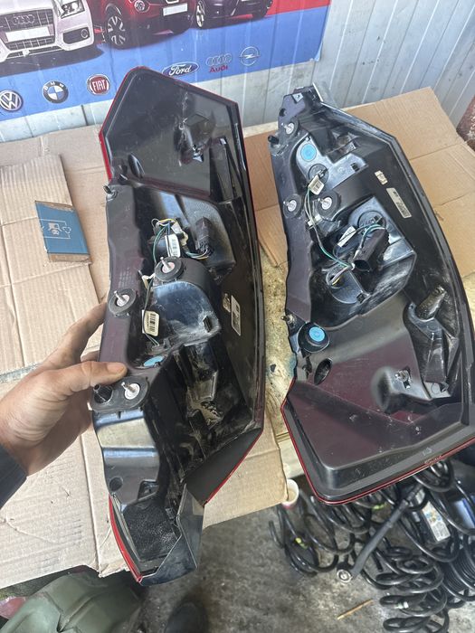 Stop dreapta stanga insignia facelift