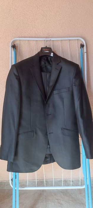 Ликвидация на мъжки костюми