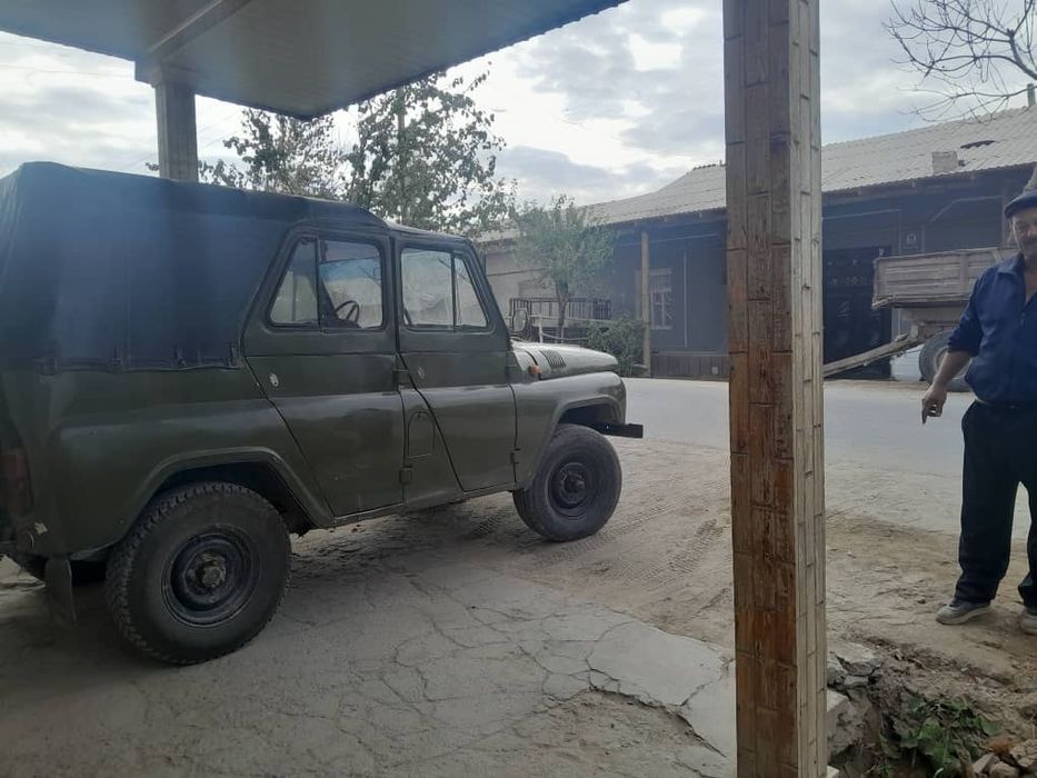 Devit Uzavuk sotiladi