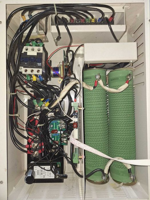 Controler eolian/solar 48V/1000W