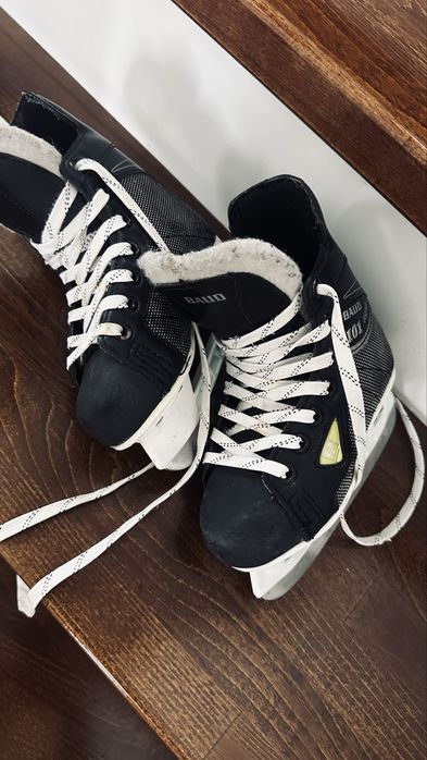 Продам детские коньки