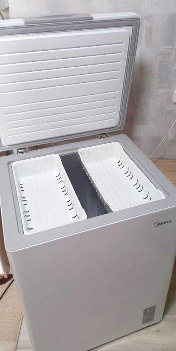 Морозильный ларь Midea 142 л
