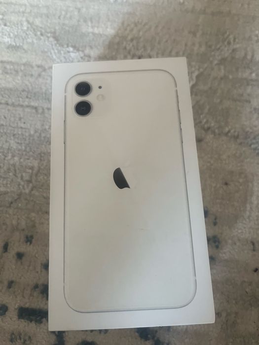 Iphone 11  с коробкой