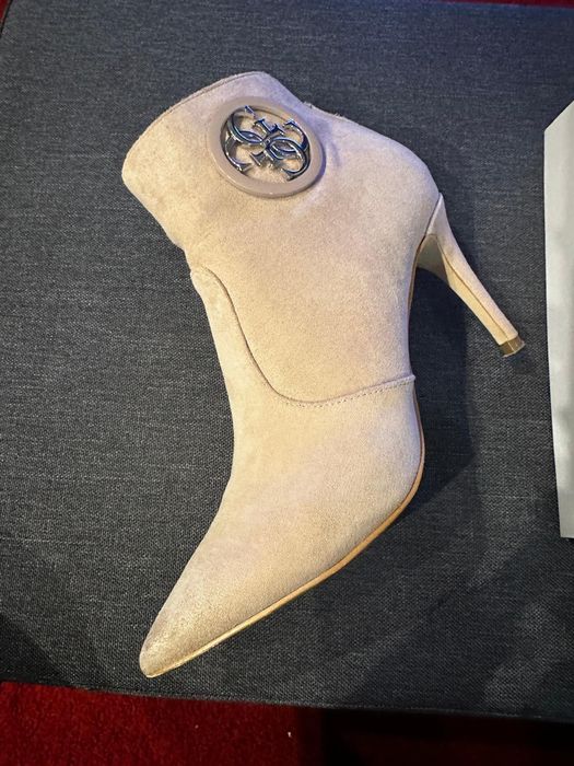 Guess дамски ботуши