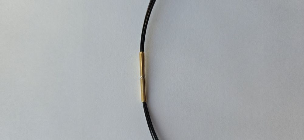 Set colier și cercei din carbon cu aur și diamante