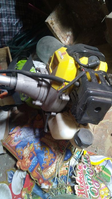 Продам бензокасу( тримнр)