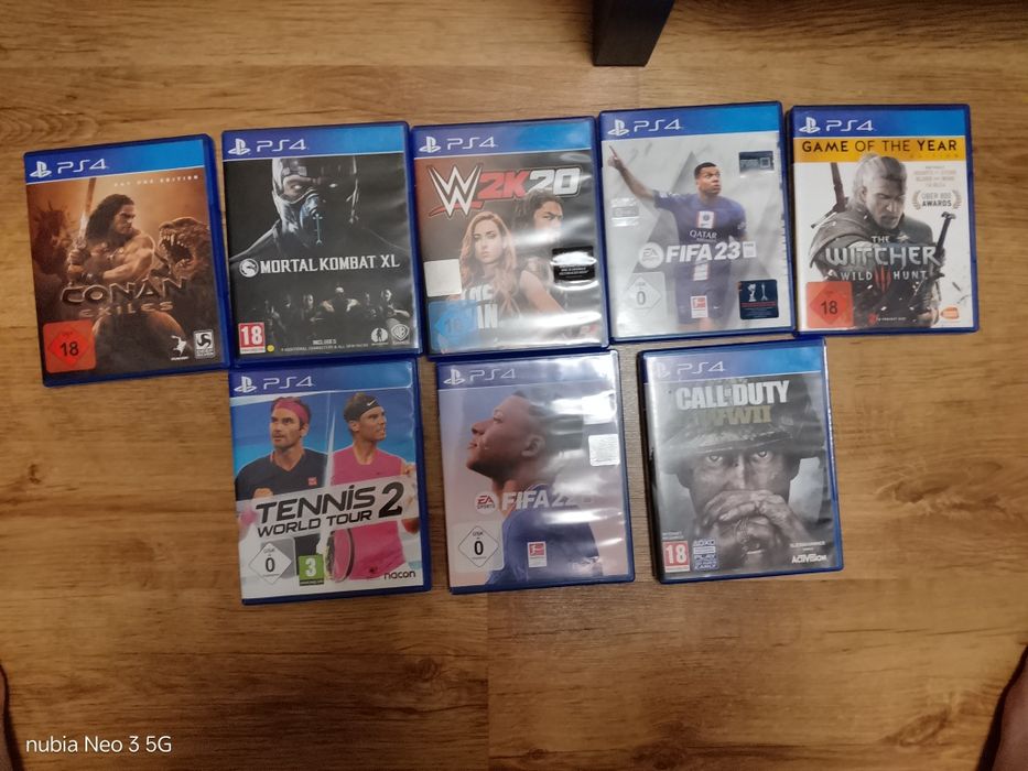 Ps4 pro+2 controllere+22 jocuri