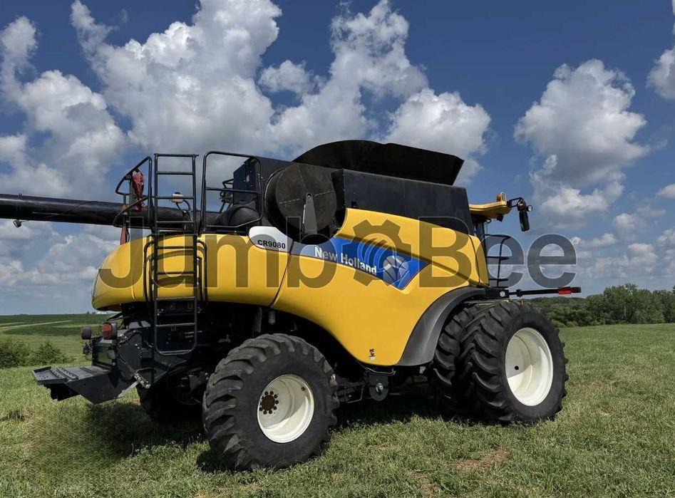 New Holland CR9080