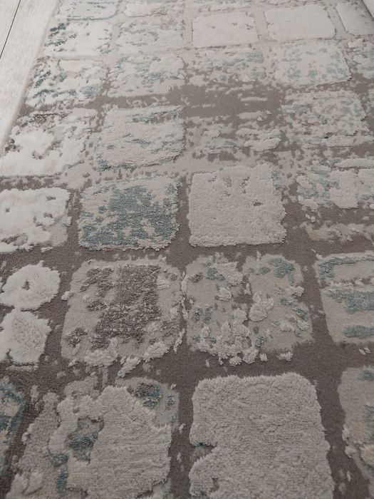 Продам ковёр срочно.