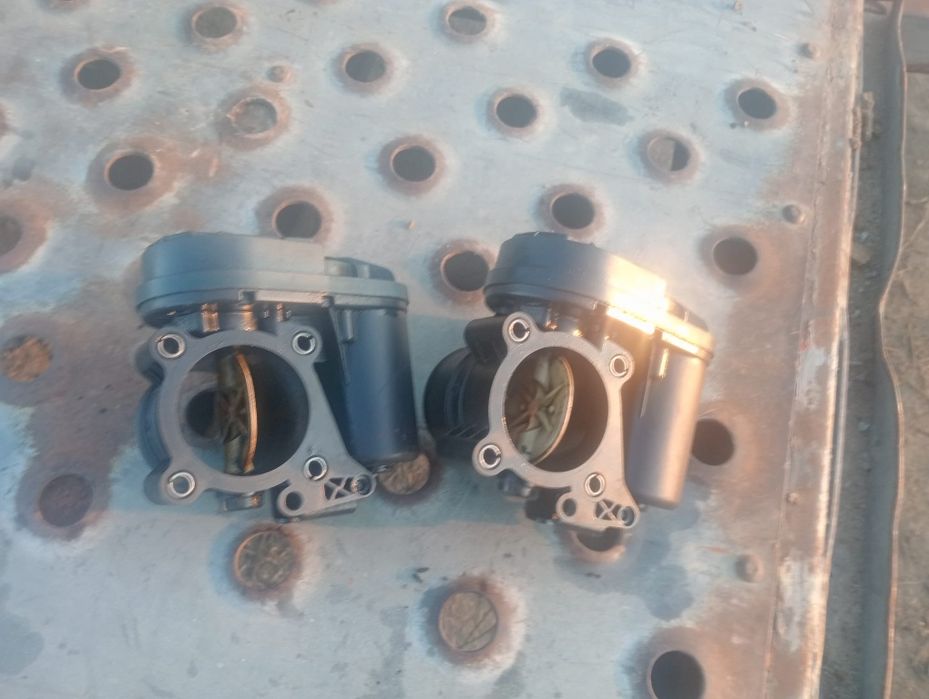 Clapeta accelerație Range Rover sport 3.6 tdv8