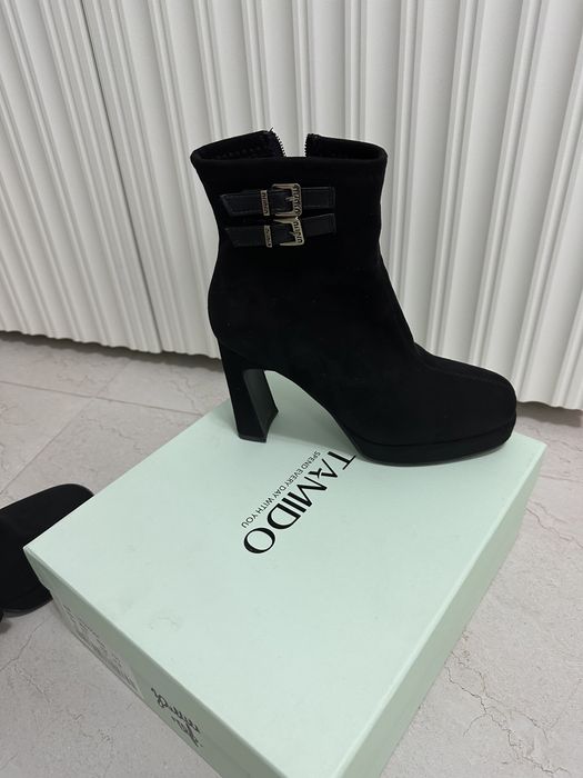 Полусапожки замшевые