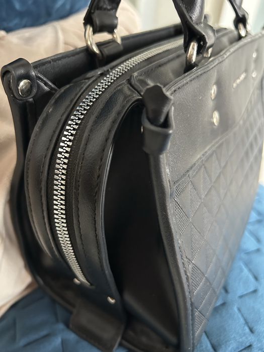 Дамска чанта David Jones черна