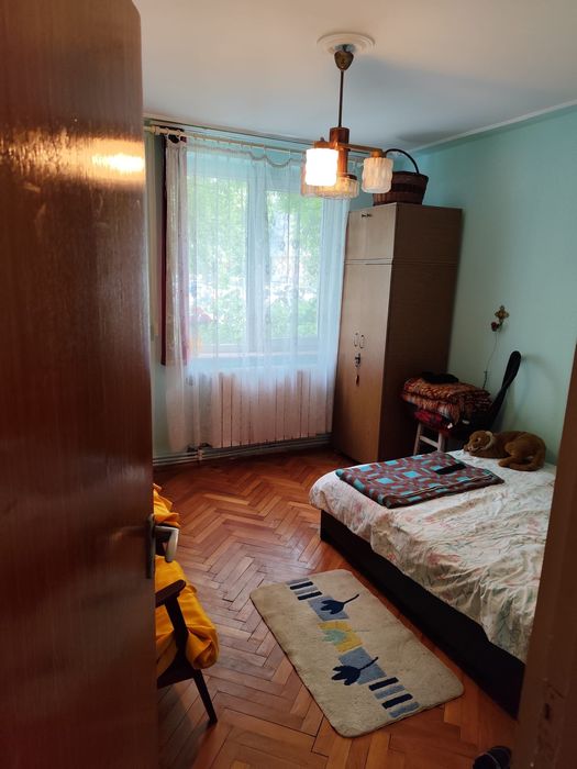 Apartament 2 camere de vanzare