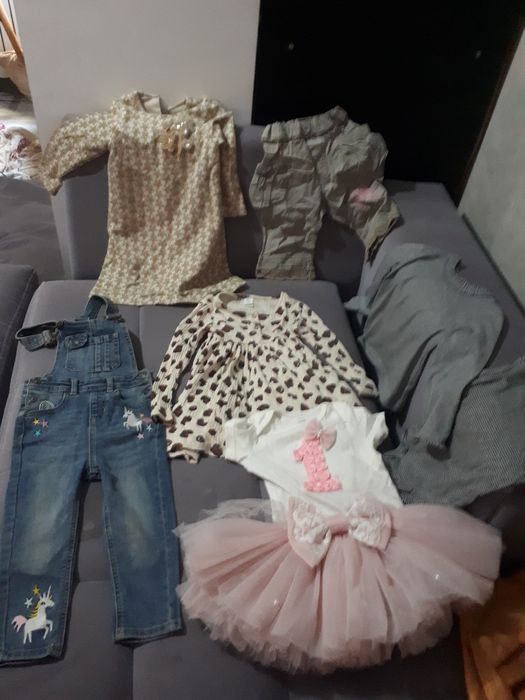 Детские вещи бу в отличном состоянии.  От 1 года до 3 лет. На девочку