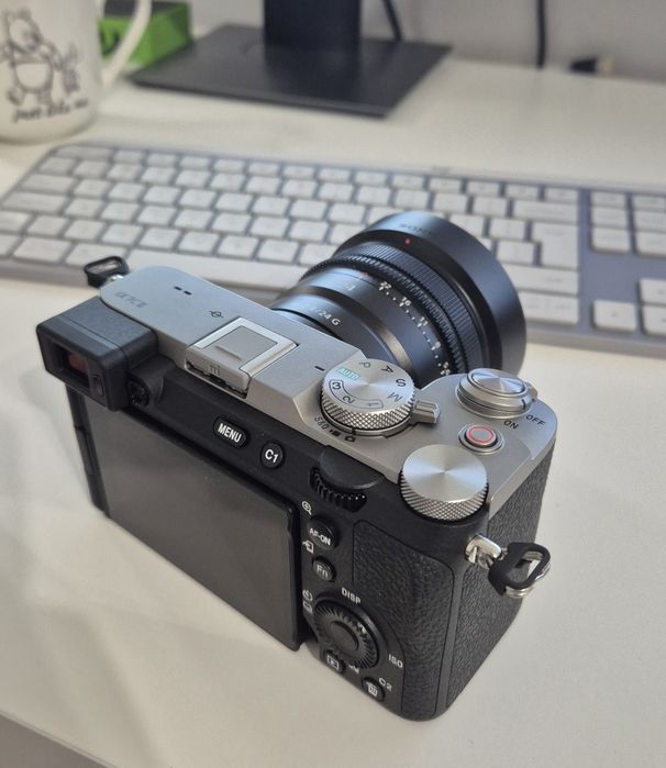 Aparat foto Sony Alpha 7c II + obiectiv, carduri SD