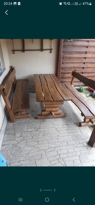 Mobilier terasa lemn masiv (masa + bănci)