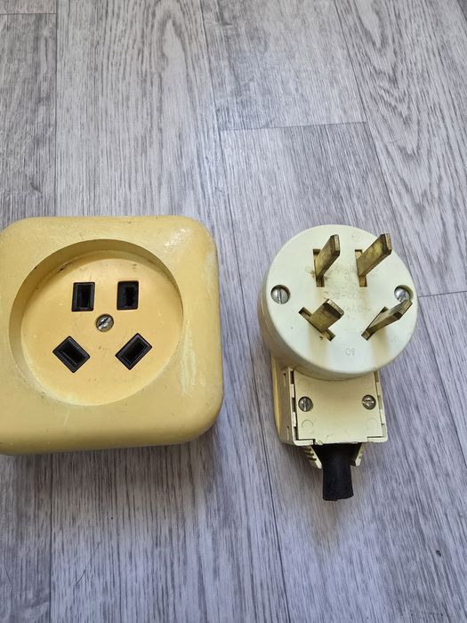 Продам электро товары