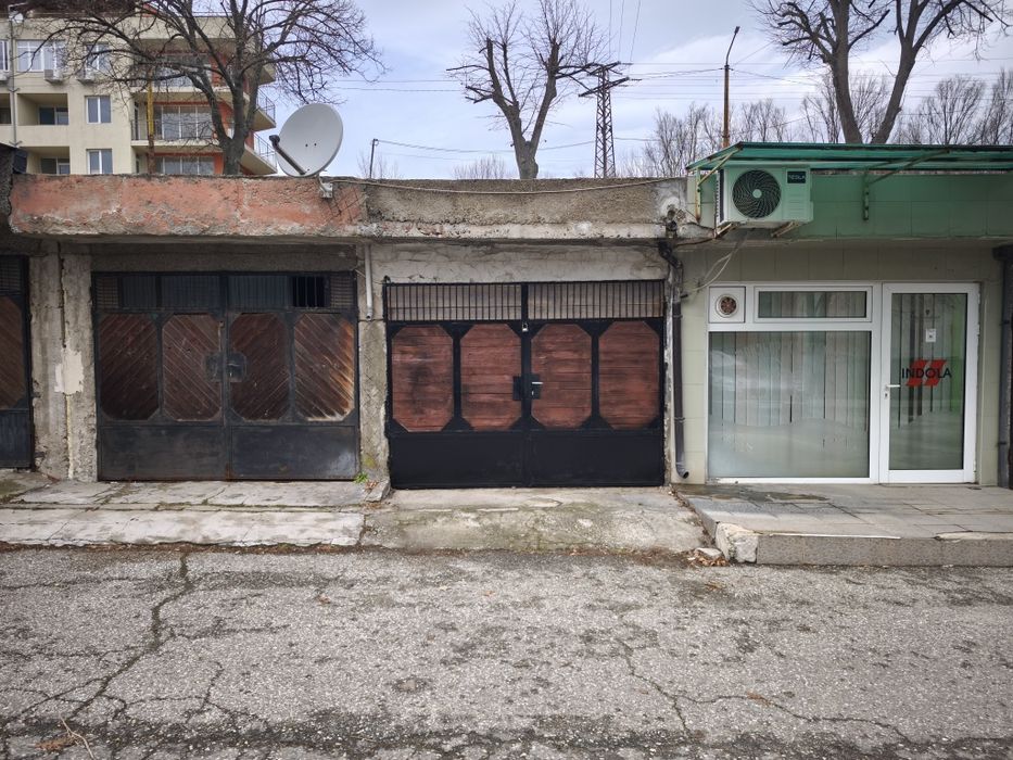 Отдавам гараж под наем