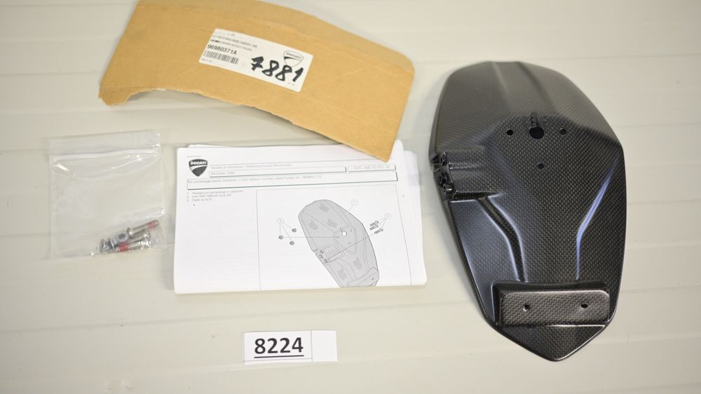 Suport numar inmatriculare carbon Ducati Performance Monster 1200