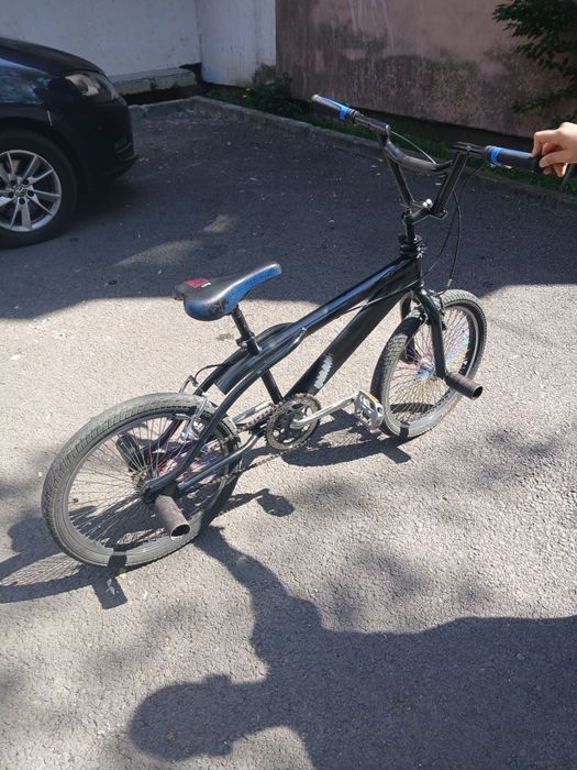 Bicicleta BMX model clasic