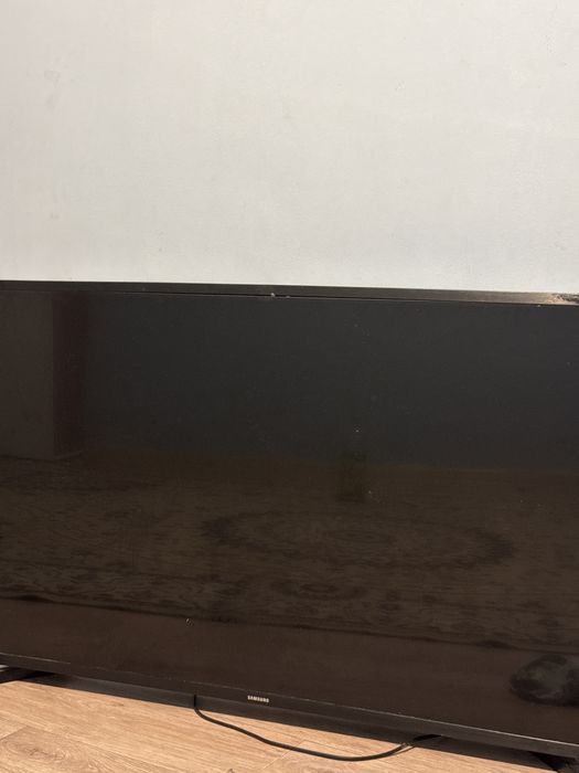 Продам телевизор Самсунг