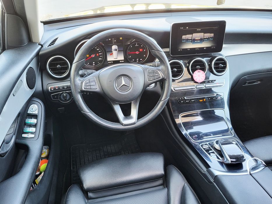 Mercedes-Benz GLC 250d 4MATIC | 2018 | 204 CP | Automat | Full LED | Cameră 360° | Trapa Panoramică