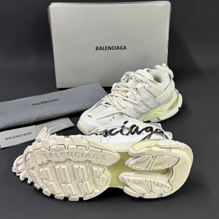 Balenciaga Track Graffiti "White/Black"