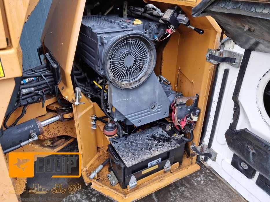 Каток Dynapac CC322