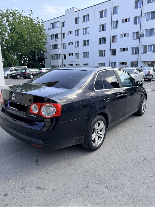 VW Jetta 2.0 TDI 140 CP