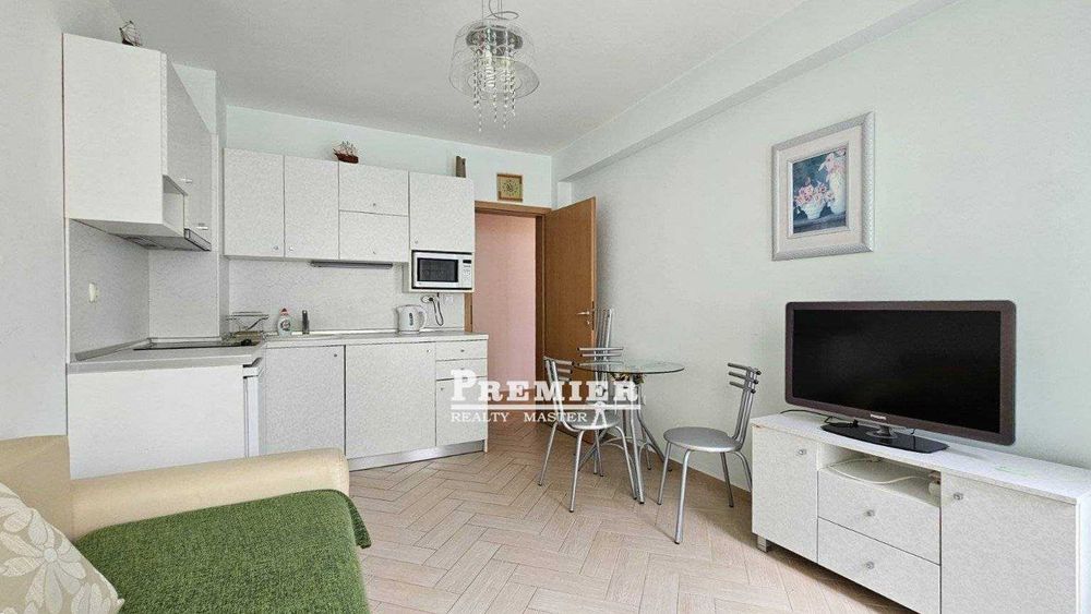 Продава се Двустаен апартамент в Поморие - 48 кв.м за 903 €/кв.м - Снимка #1