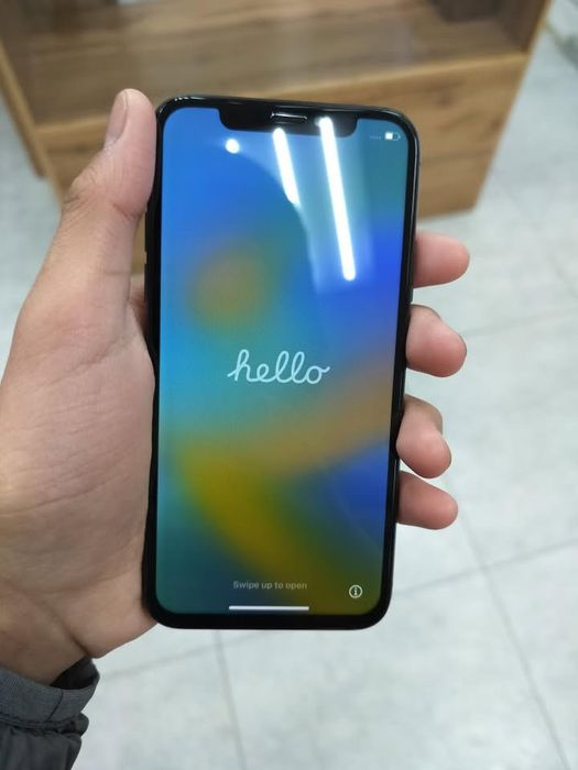 Продам iPhone X (10) 64gb / 80%АКБ