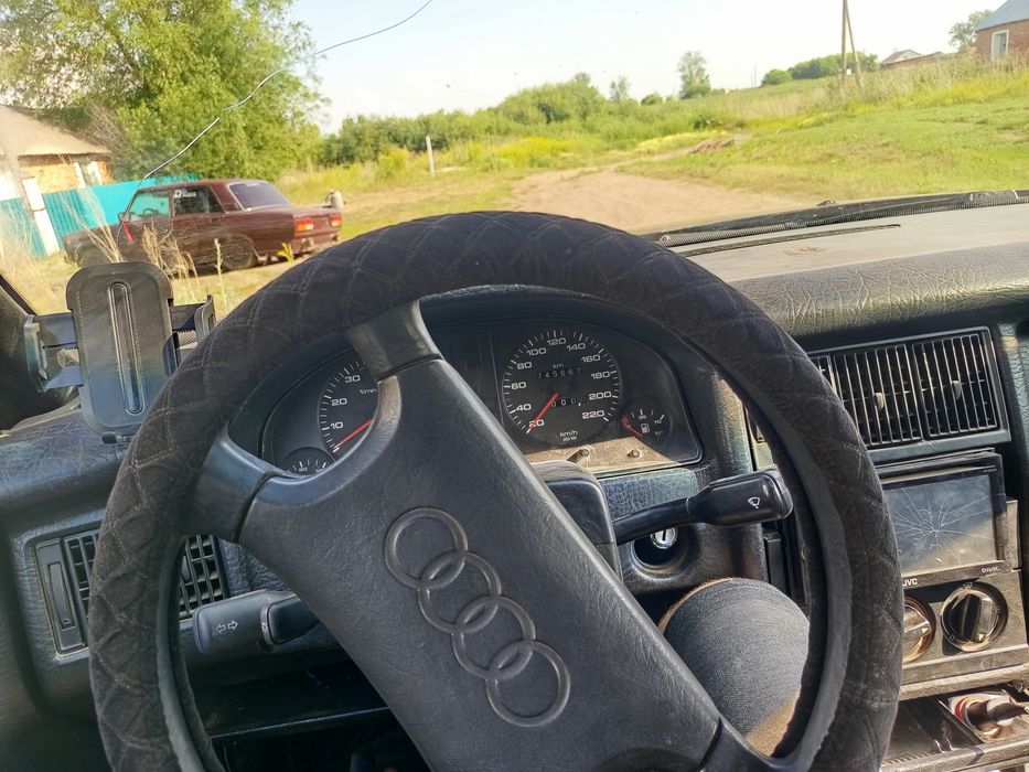 Продам Ауди 80 1998года