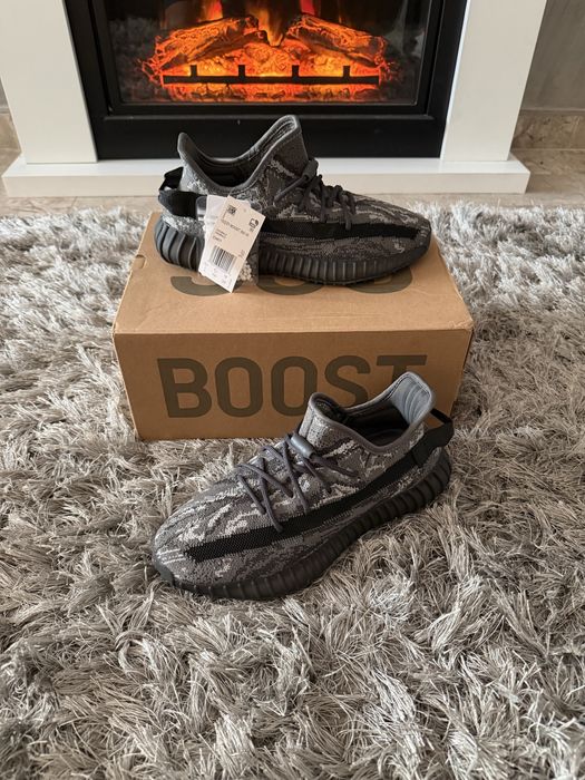Yeezy Boost 350 V2 MX Dark Salt