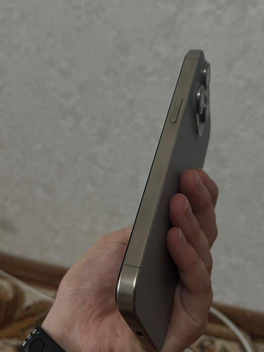 Iphone 15 pro max 80% 256gb