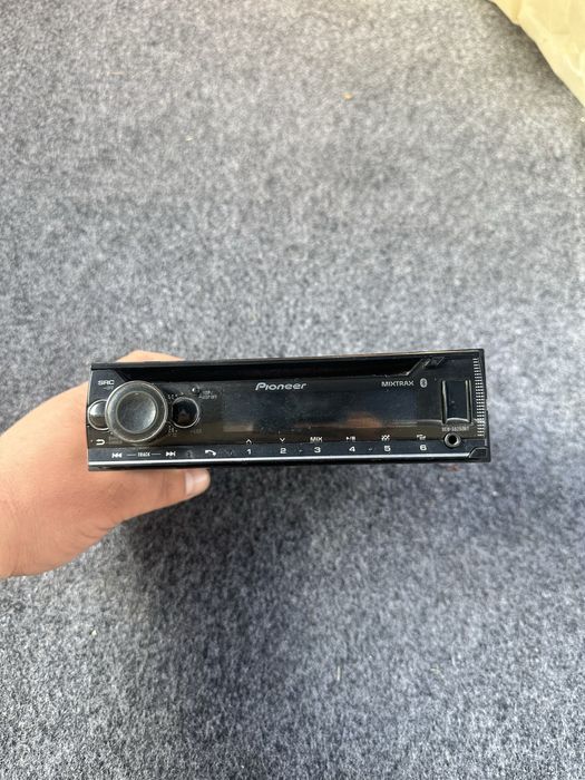 Magnitafon sotiladi pioner 5250