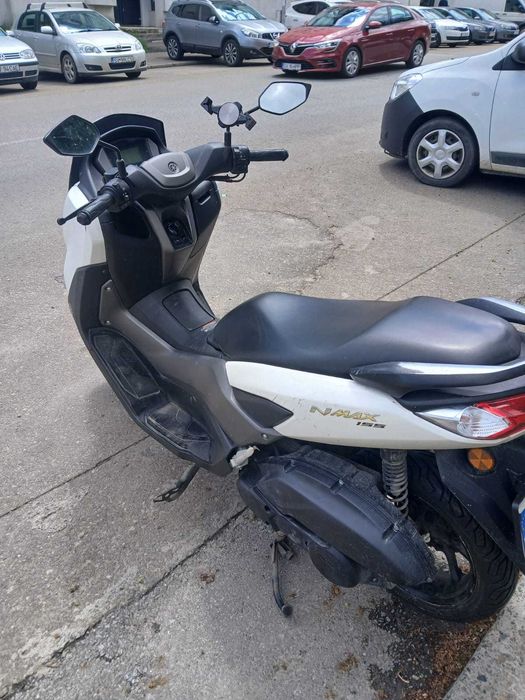 Scuter Yamaha Nmax 155 an 2024 + piese