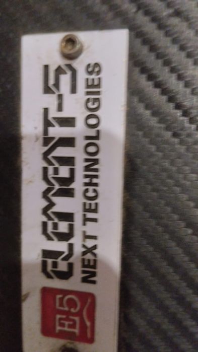 Продам автомобильный сабвуфер