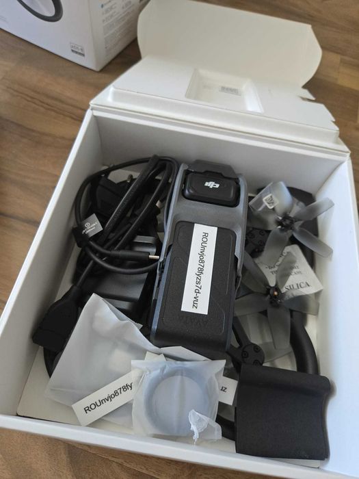 Vand Drona DJI Avata