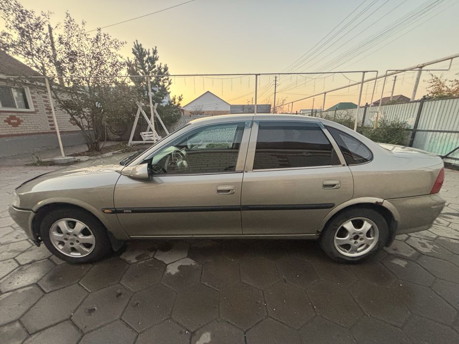 Opel vectra j96 серый металлик