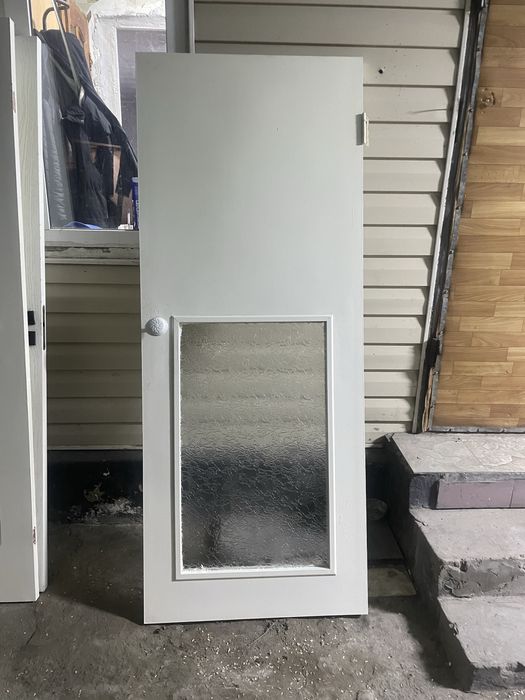 Межкомнатные двери  с косиками