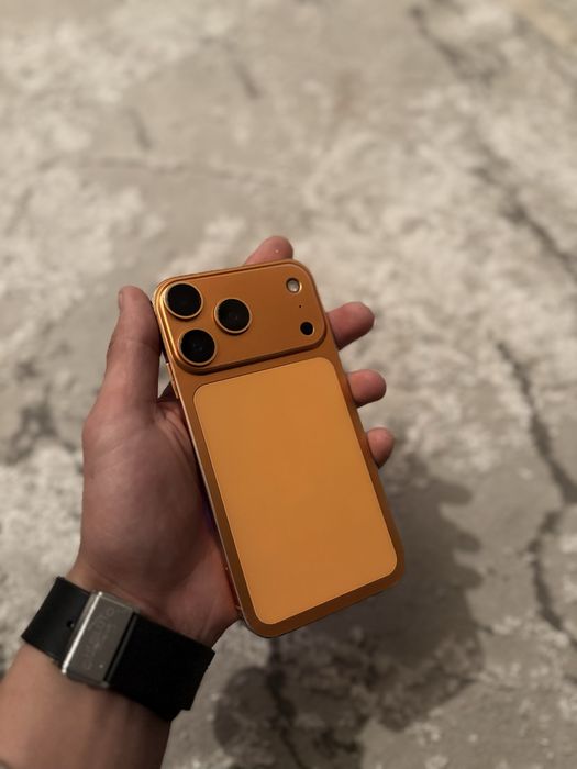 Айфон 11 в корпусе 17ПРО , iPhone 11