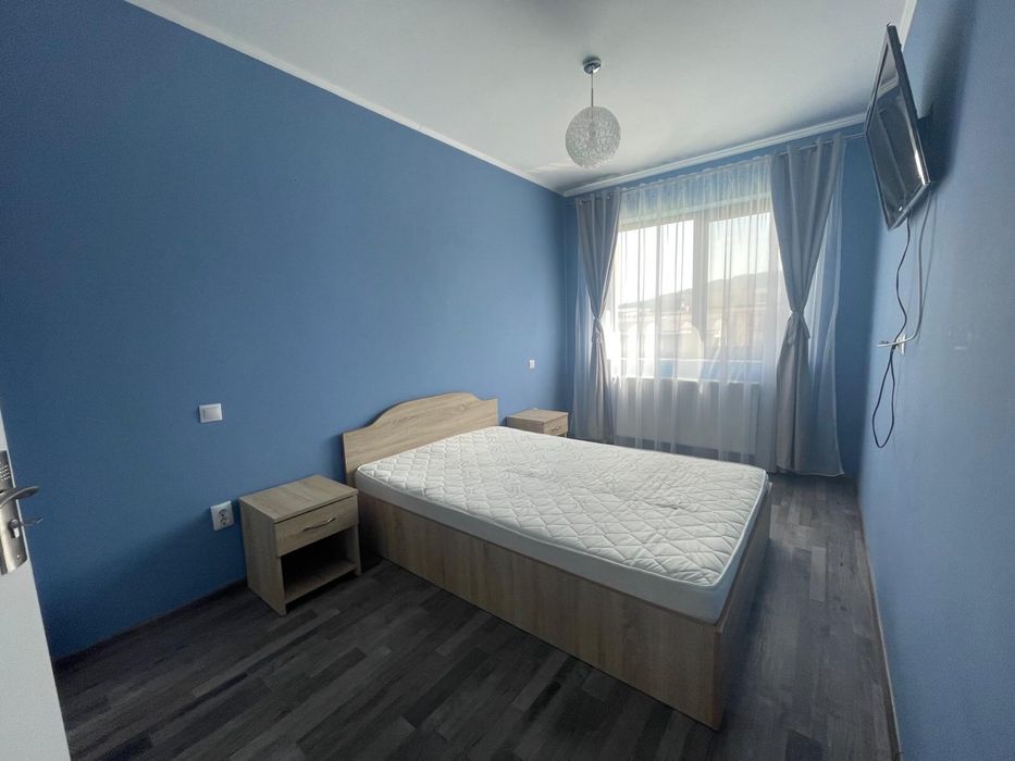 Apartament cu 3 camere de inchiriat