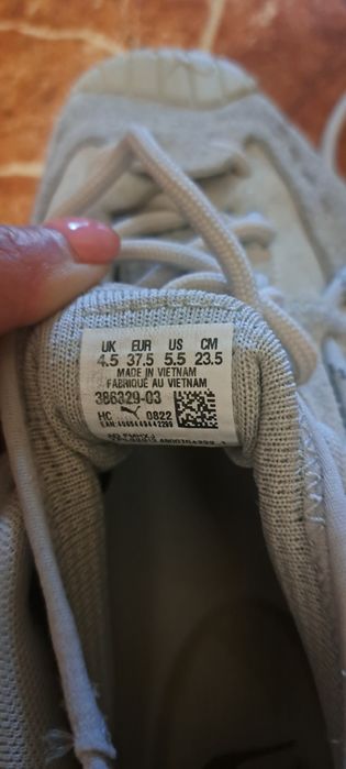 Маратонки PUMA размер 37.5