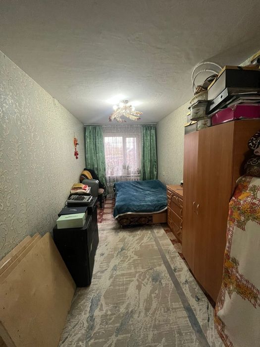 Продаётся 2 комн Нефтебаза