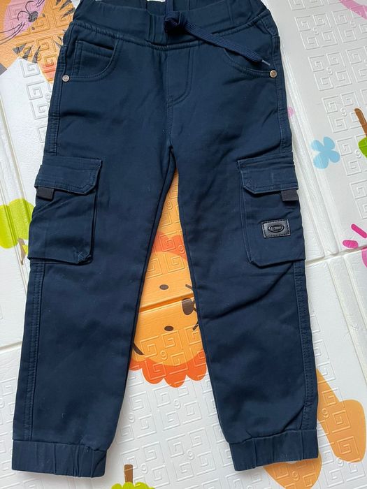 Продам новые джинсы