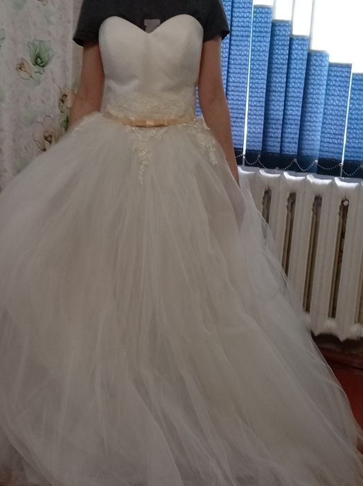 Продам свадебное платье